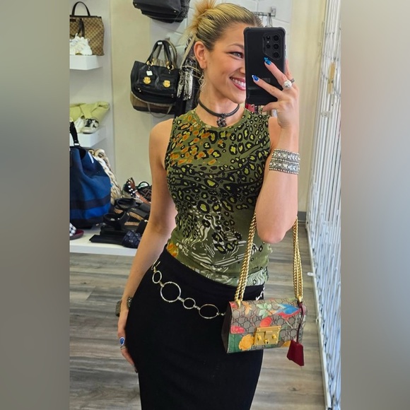 Gucci Small GG Supreme Tian Padlock Bag - Picture 8 of 16